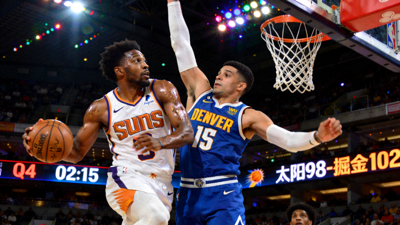NBA篮球比赛直播画面 - 菲尼克斯太阳队对阵丹佛掘金队的精彩对决